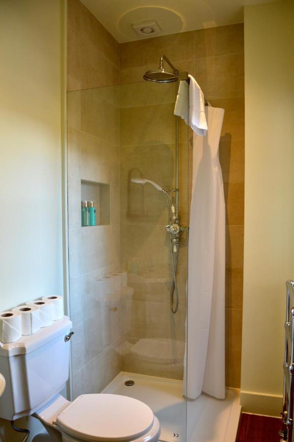 The Nest Hotel & Restaurant Petersfield Dış mekan fotoğraf